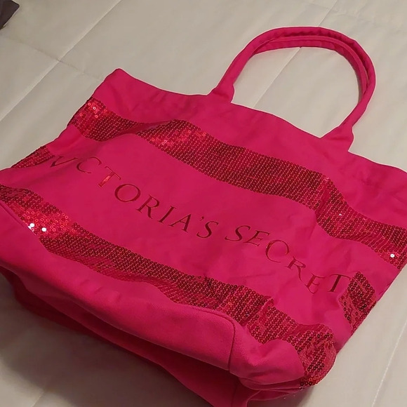 Victoria's Secret Sequin pink XL duffle bag Vacation overnight Beach Canvas bag - Picture 2 of 6